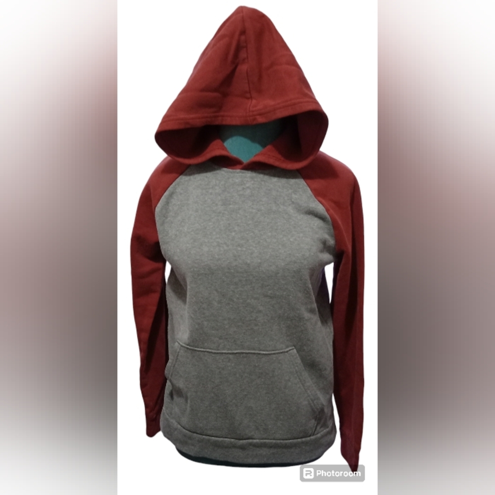 Old navy boys XL (14-16) sweater